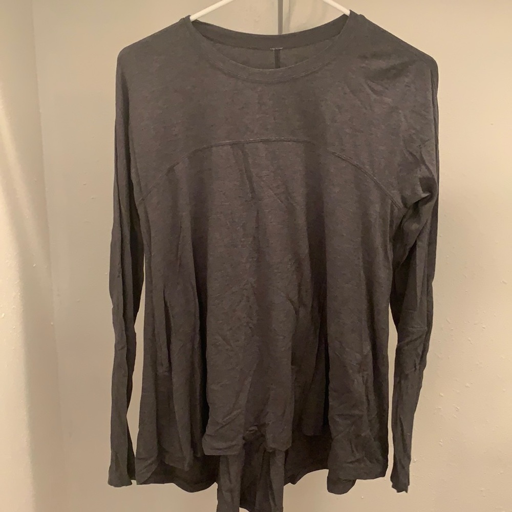 Luluemon long sleeve tshirt